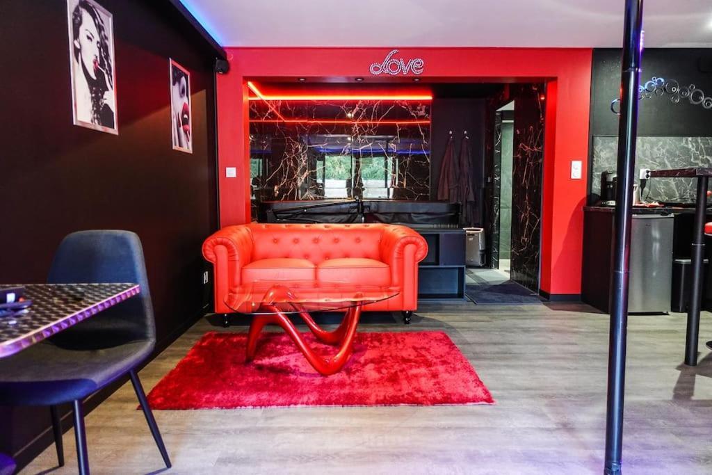 Love Room Passion Saint-Hilaire-de-Talmont Exterior foto